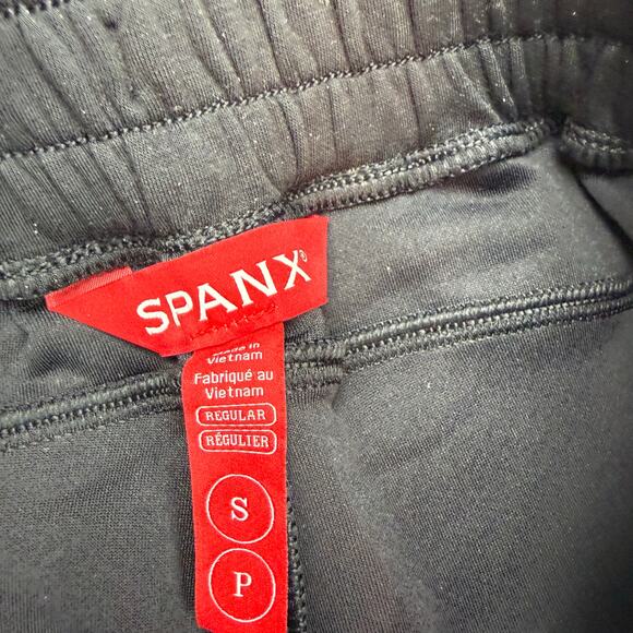 Spanx Air Essentials Wide Leg Pants Very Black Size S NWT Athleisure Weekend - Picture 11 of 13